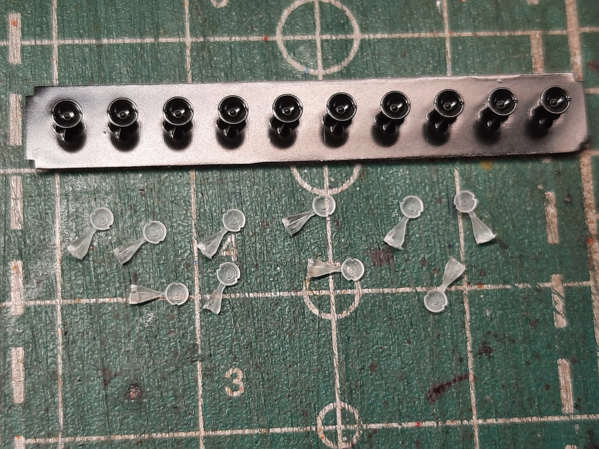 1:43 Фонарь ПФ-101 (бесцветный) вариант 2, компл. 10шт. - CT-LT023-1