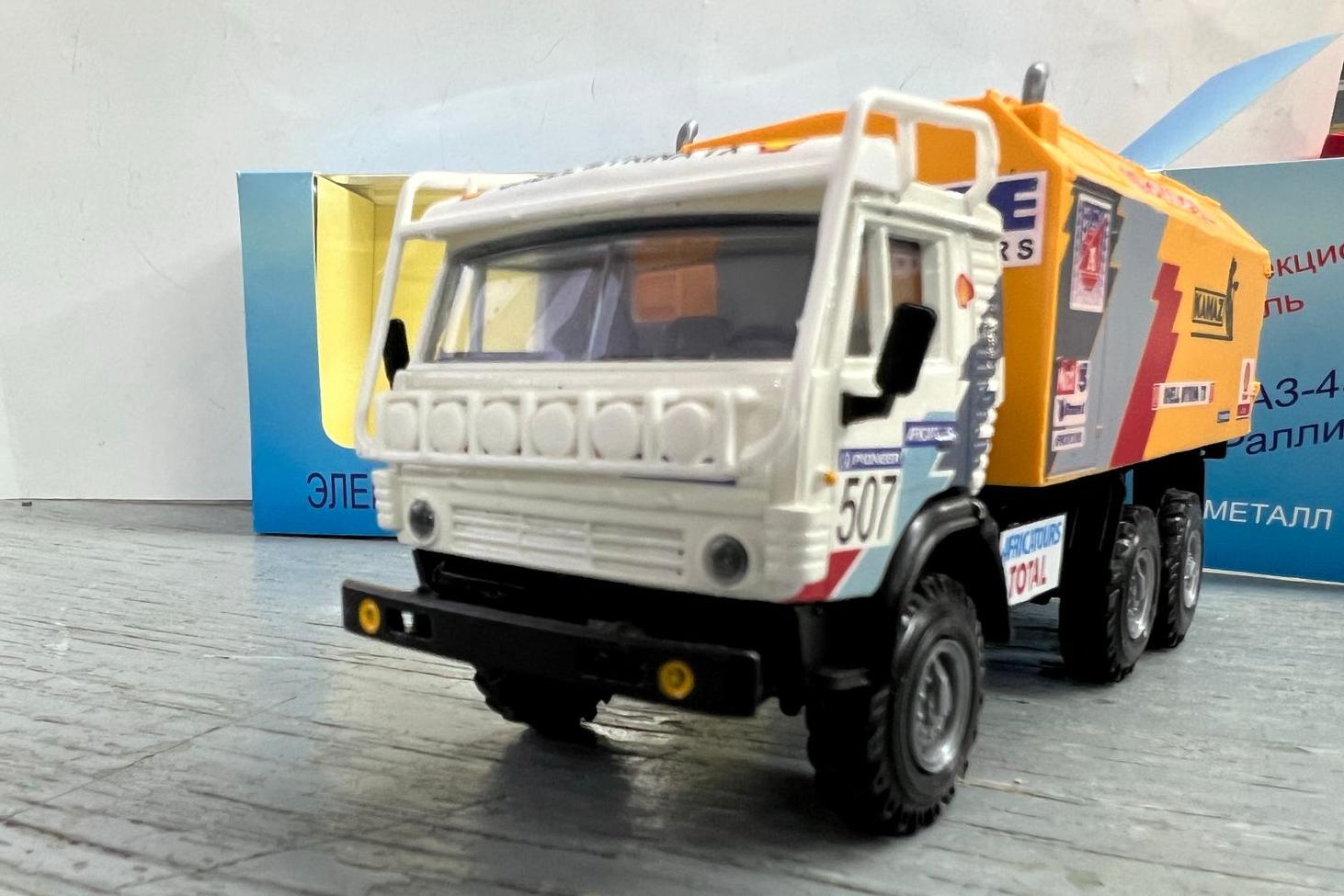 1:43 КАМАЗ 4310 'Ралли- 507' (1990г) - ELK1114