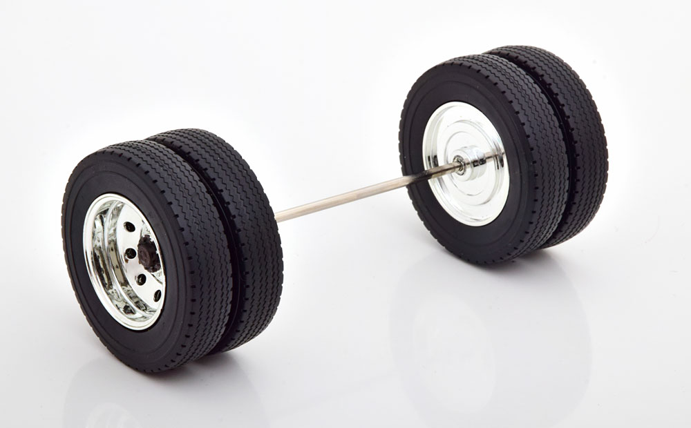 1:18 PETERBILT Felgen und Reifenset, chrom - RK18A010