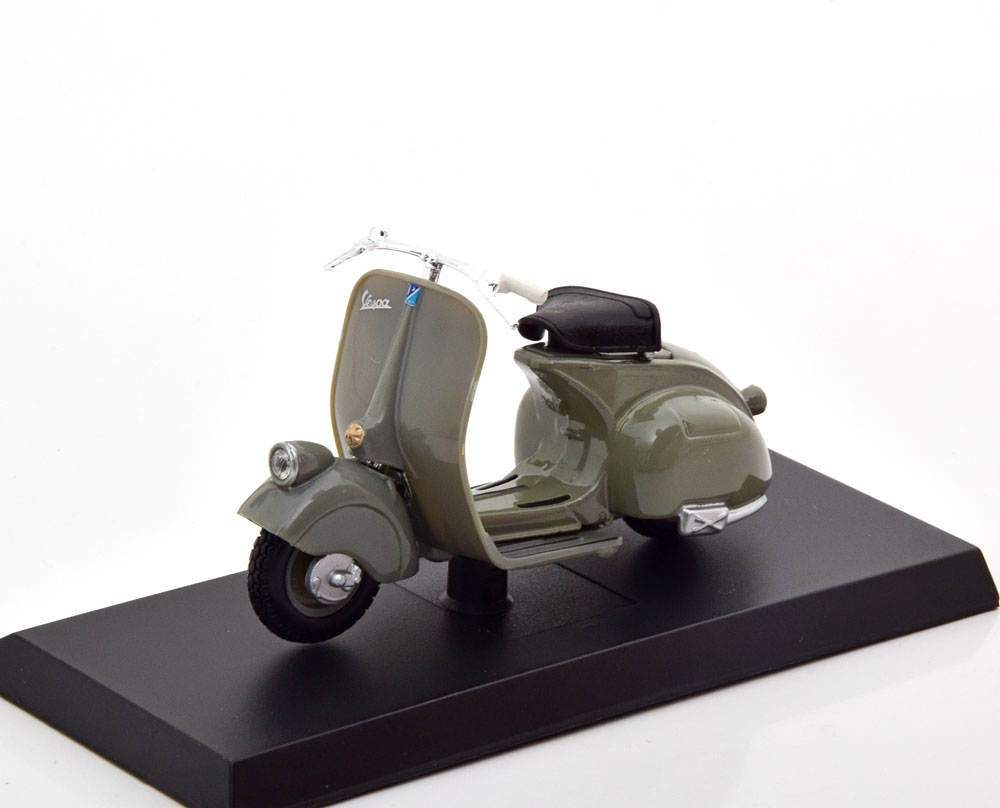 1:18 PIAGGIO Vespa 98 1946, grey - AWW001