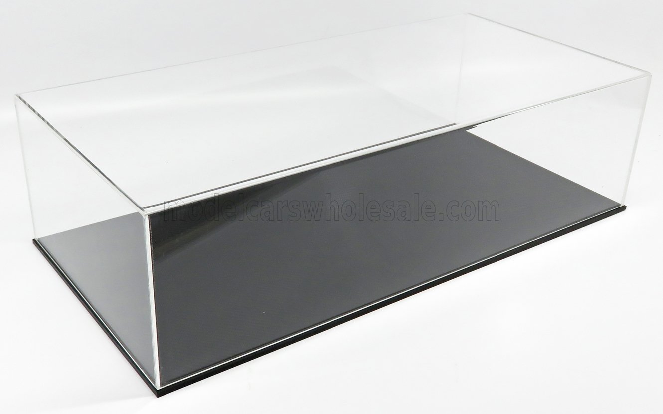 1:8 Бокс акриловый с подставкой черного цвета с эффектом углеродного волокна - ATL10311