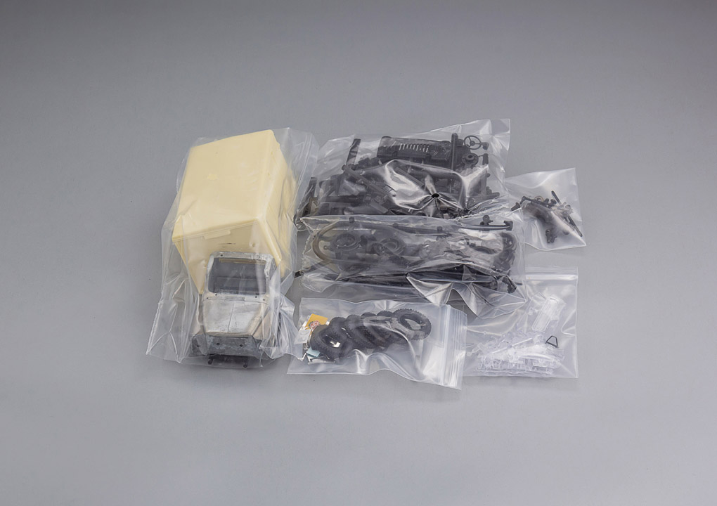 1:43 Сборная модель Автомобиль-фургон ГЗСА-3704 Хлеб (1985) - 505206