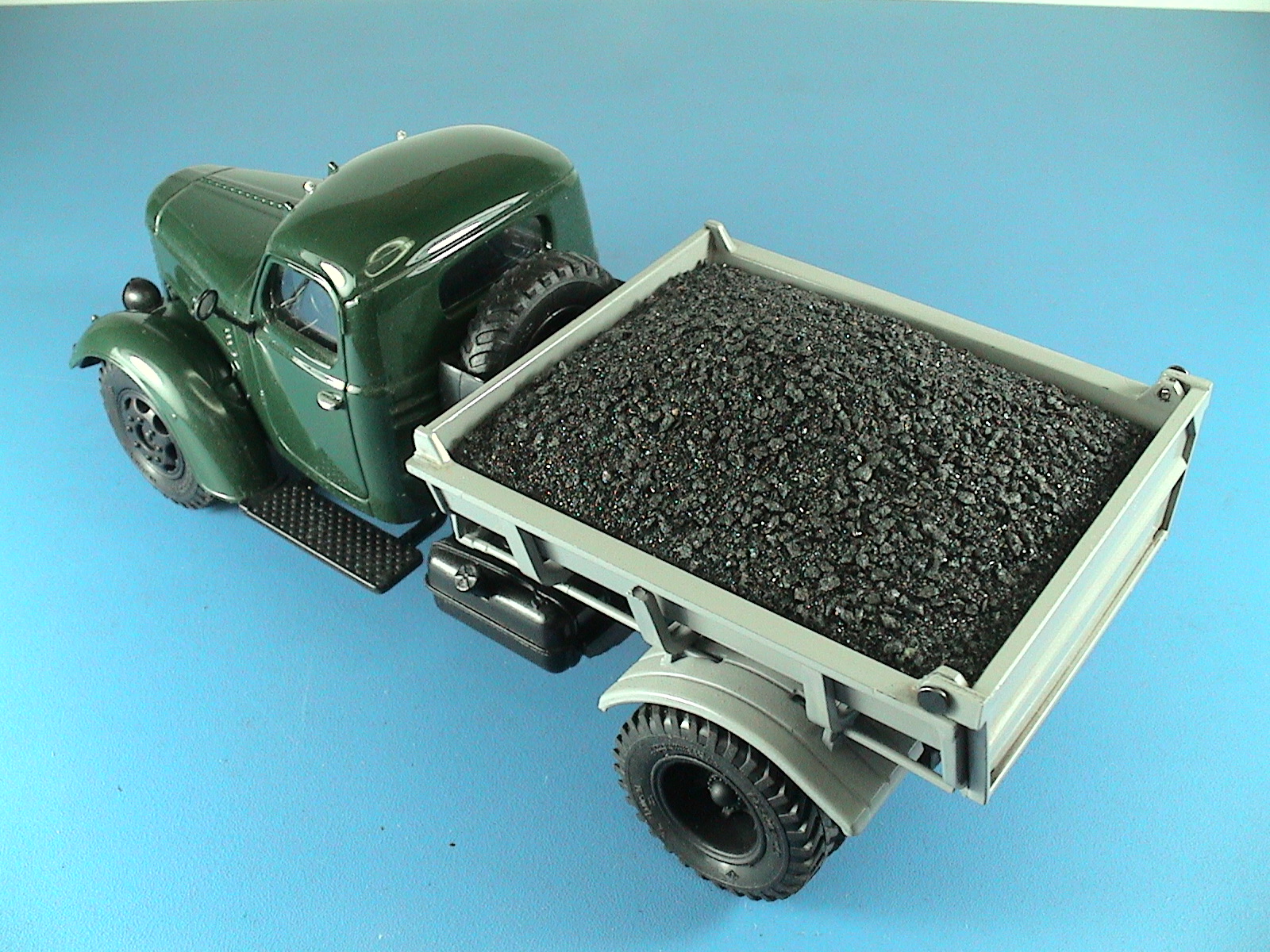 1:43 Груз для ЗиL-ММЗ-585 (ССМ) уголь - GK043