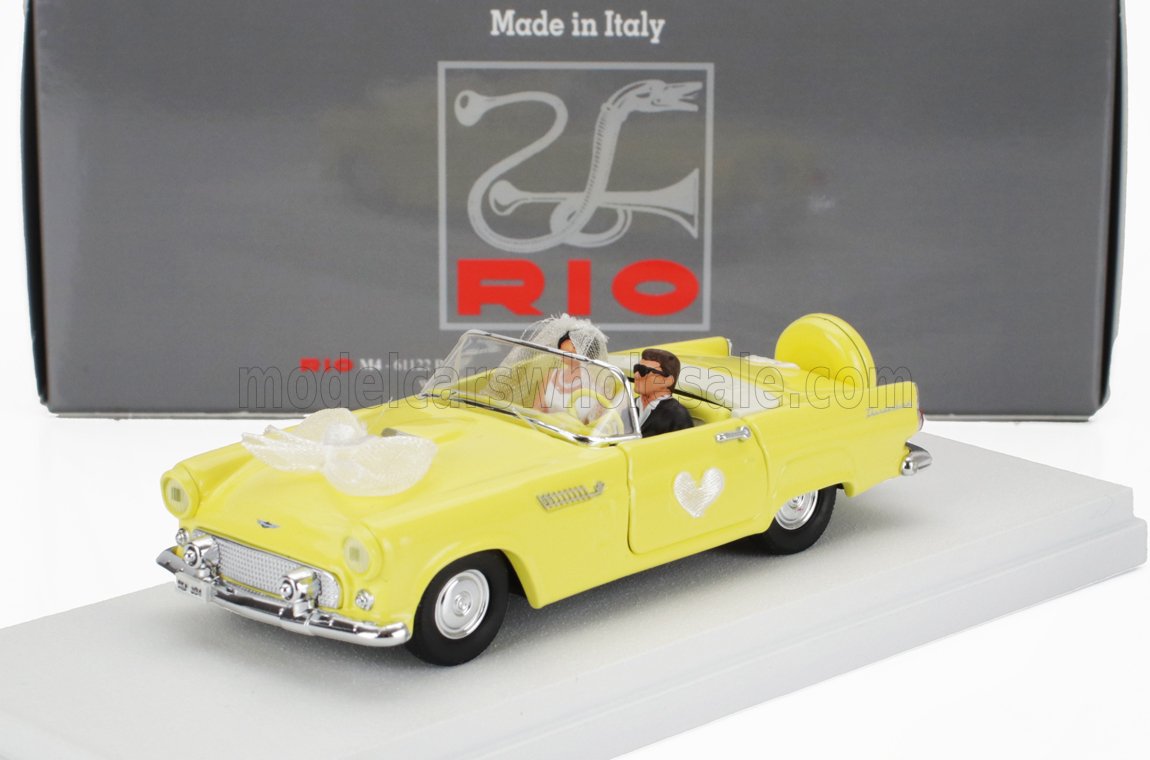 1:43 FORD Thunderbird Cabriolet Open (1956) - Just Married Figures, Yellow - 4752/P