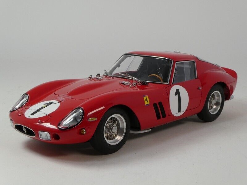1:18 FERRARI 250 GTO #1 LHD Ch. #3987 Winner 1000km Paris, Montlhery (1962) P. Rodriguez, R. Rodriguez - M-254