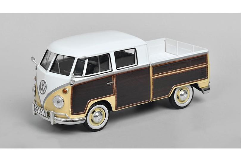 1:24 VOLKSWAGEN Type 2 T1 Service Pick up Gulf - 79650