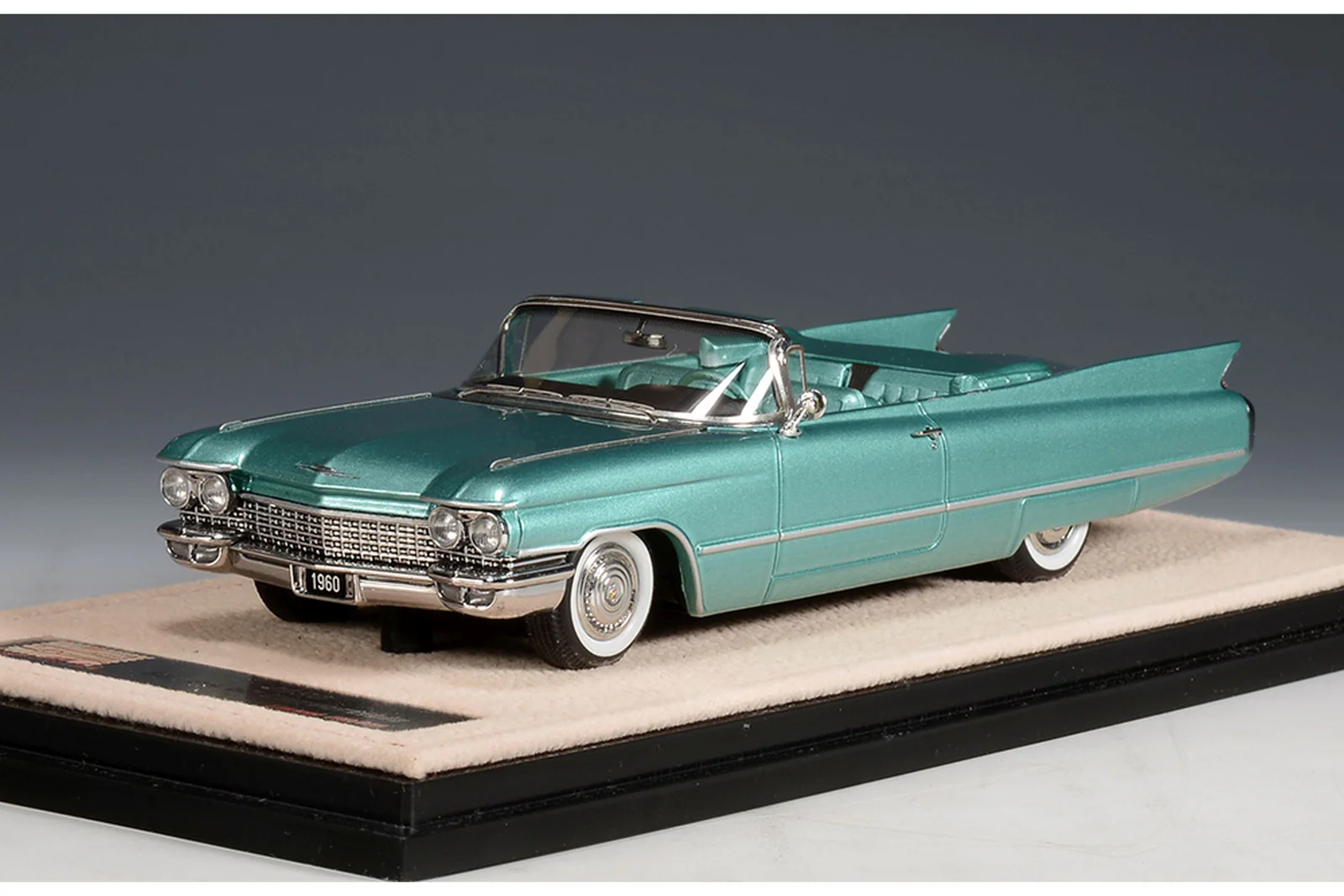 1:43 CADILLAC Series 62 Convertible (открытый) - (1960), inverness green poly - STM60306