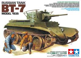1:35 Сборная модель Советский танк БТ-7 (выпуск 1935 г), 2 фигуры, фототравление, наборные траки, 5 вар-тов декалей - 35309