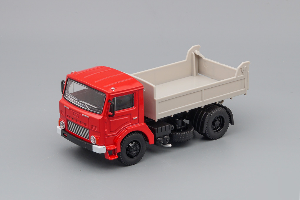 1:43 JELCZ 317, pink - K-526