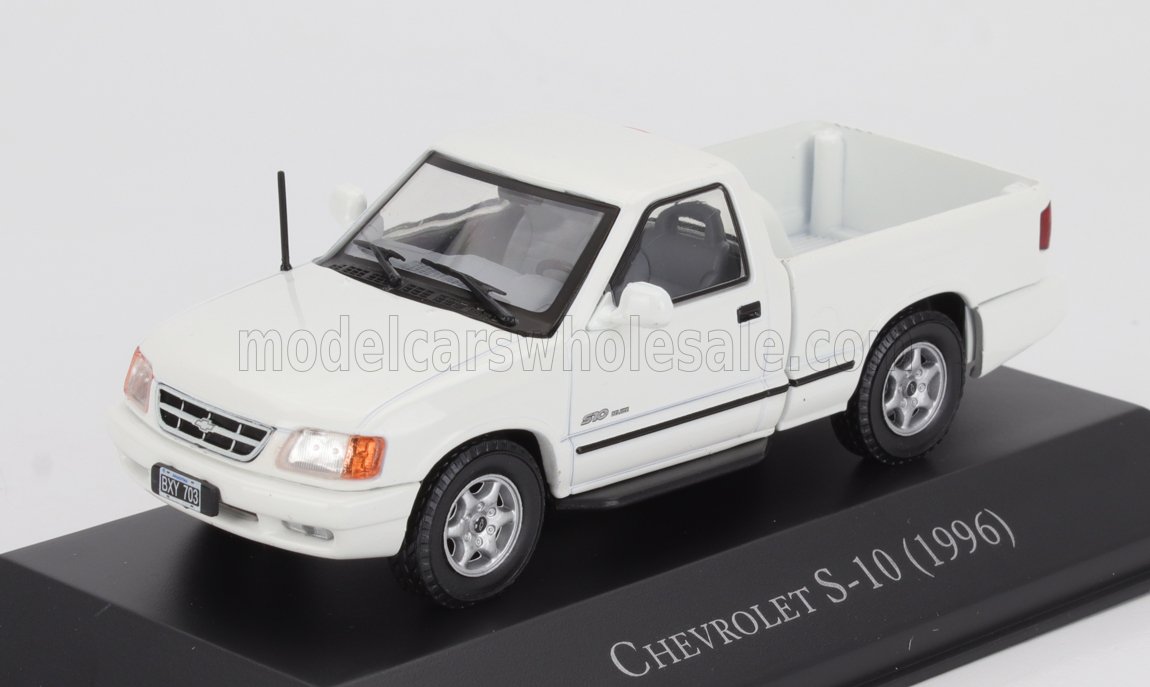 1:43 CHEVROLET S10 Pick-up (1996), White - ARG167