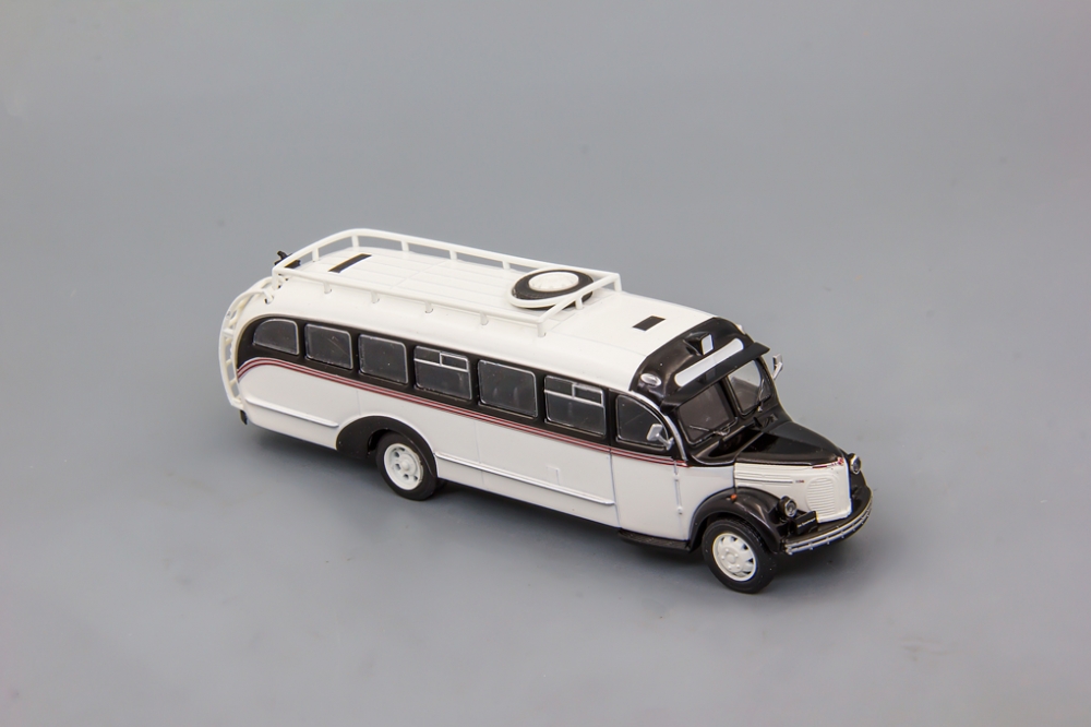 1:72 Reo Speedwagon, Kultowe Autobusy PRL  43 - kulA043