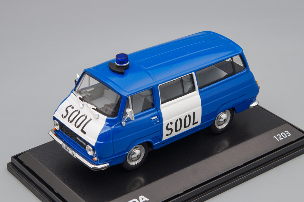 1:43 (Уценка!) SKODA 1203 SOOL 1974 - 715XA2-Z1