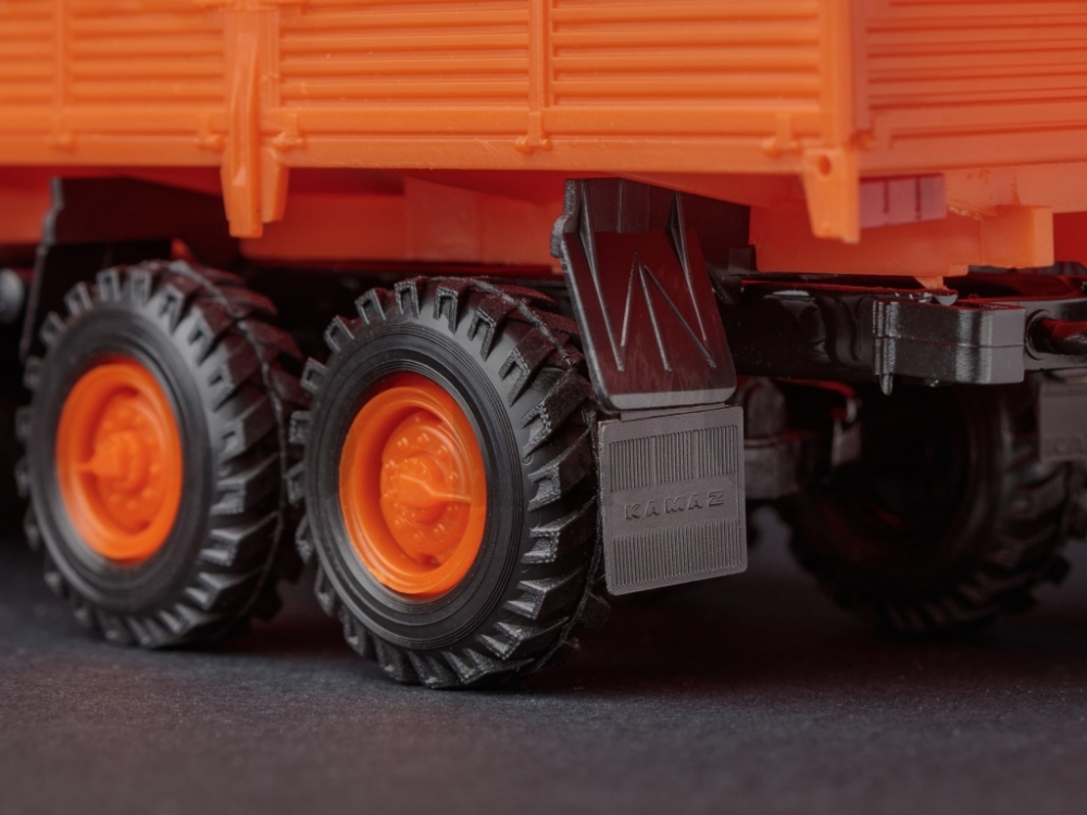 1:43 Брызговики №3 (рифленые), комплект 4шт. - SEC040