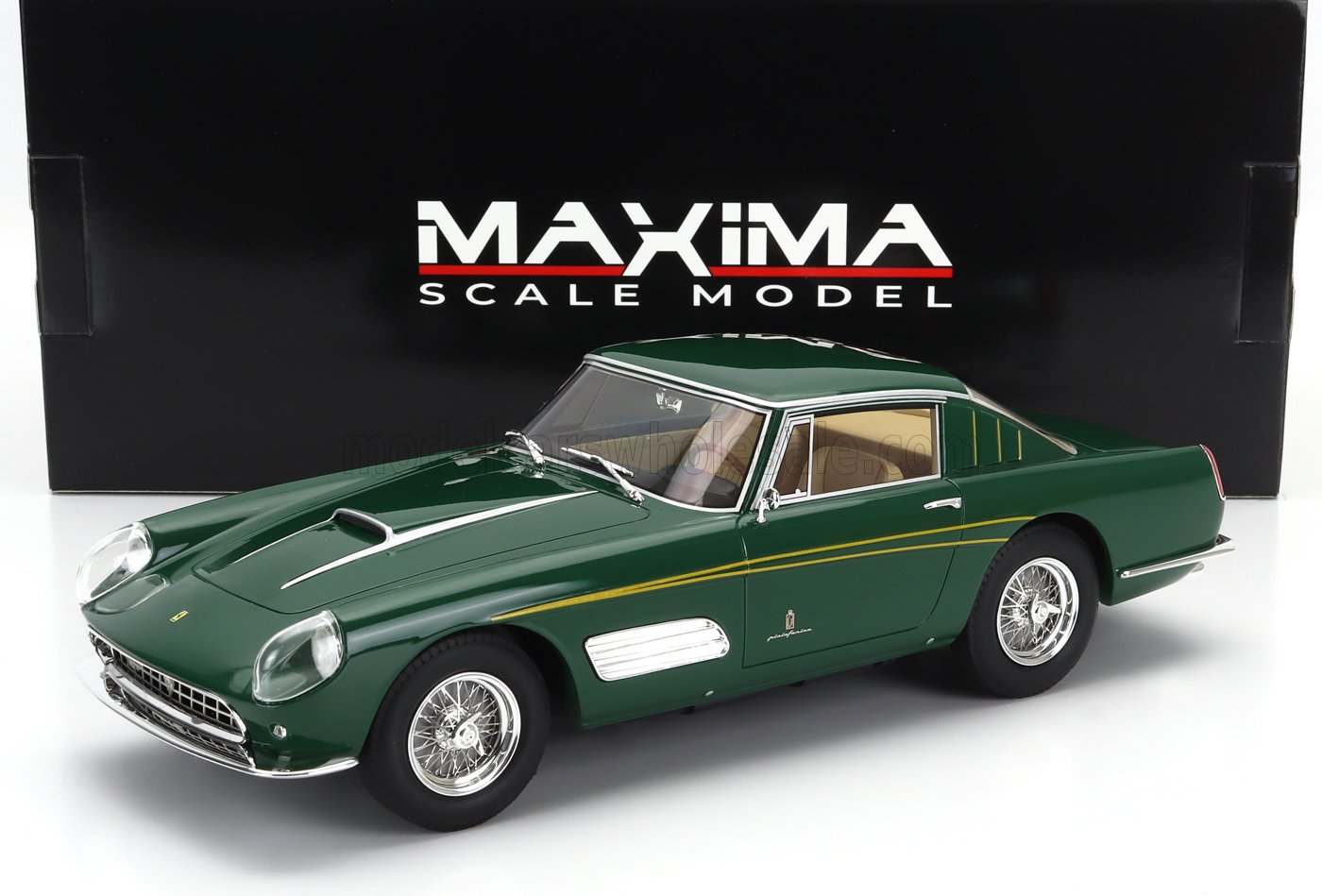 1:18 FERRARI 410 Superamerica Iii Series Pininfarina Coupe (1958), Green - MAX002043
