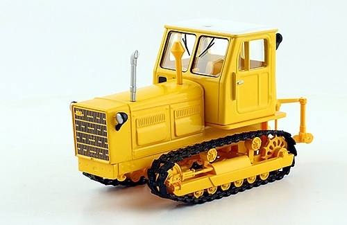 1:43 Т-4А, Тракторы 132 - TRC132