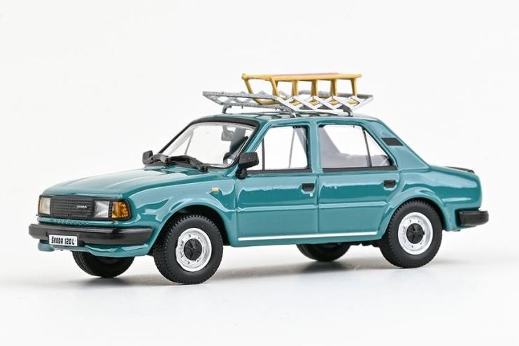 1:43 SKODA 120L (1984) бирюзовый с багажником на крыше - 702HA1