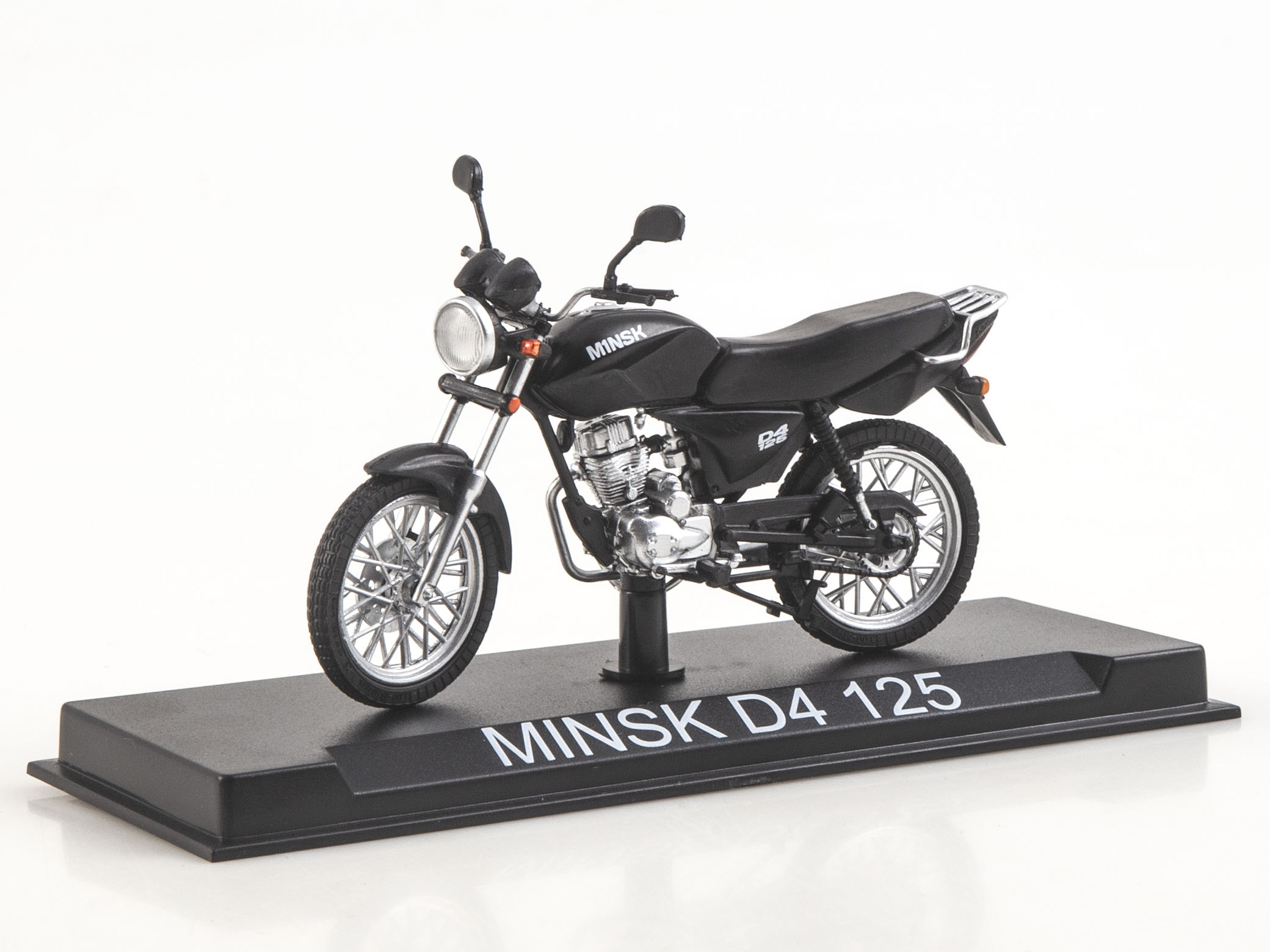 1:24 Minsk D4 125, Наши мотоциклы 83 - NM83