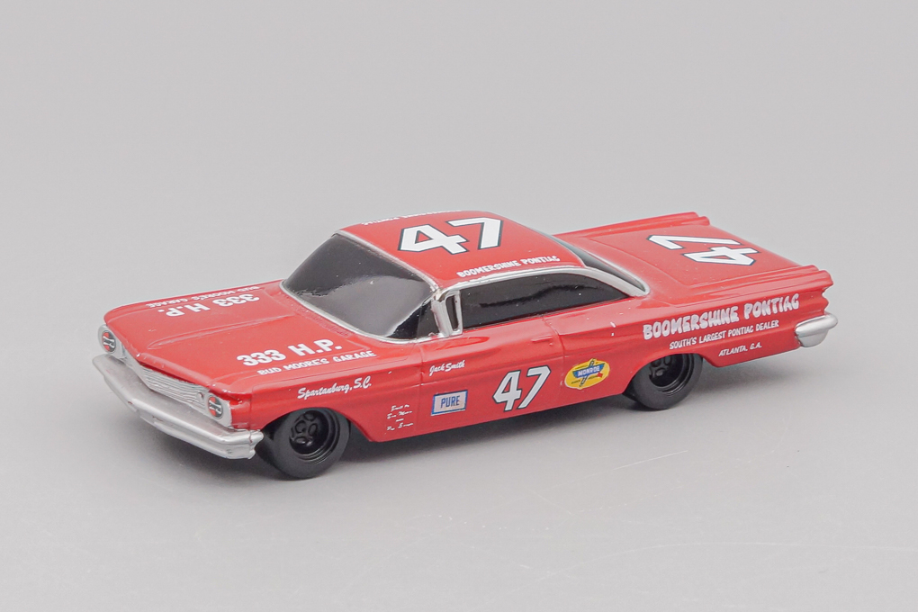 1:43 PONTIAC Bonneville (1960) NASCAR, red - LOT01598
