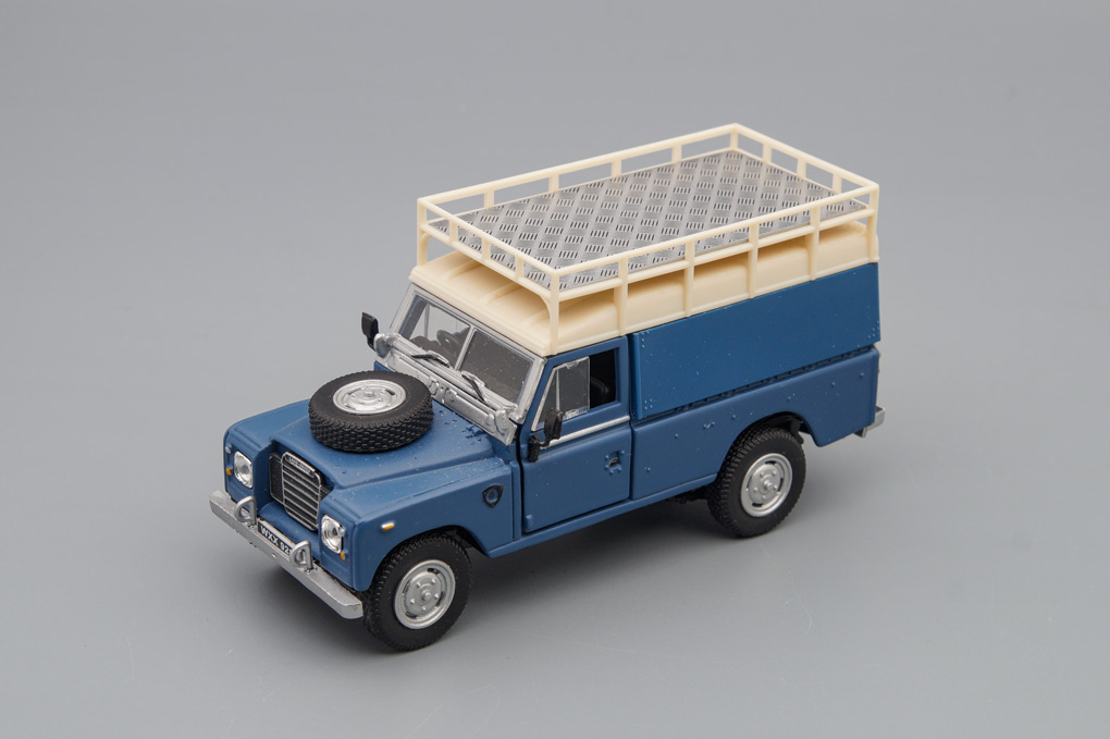 LAND ROVER Series III 109, blue - HONG521