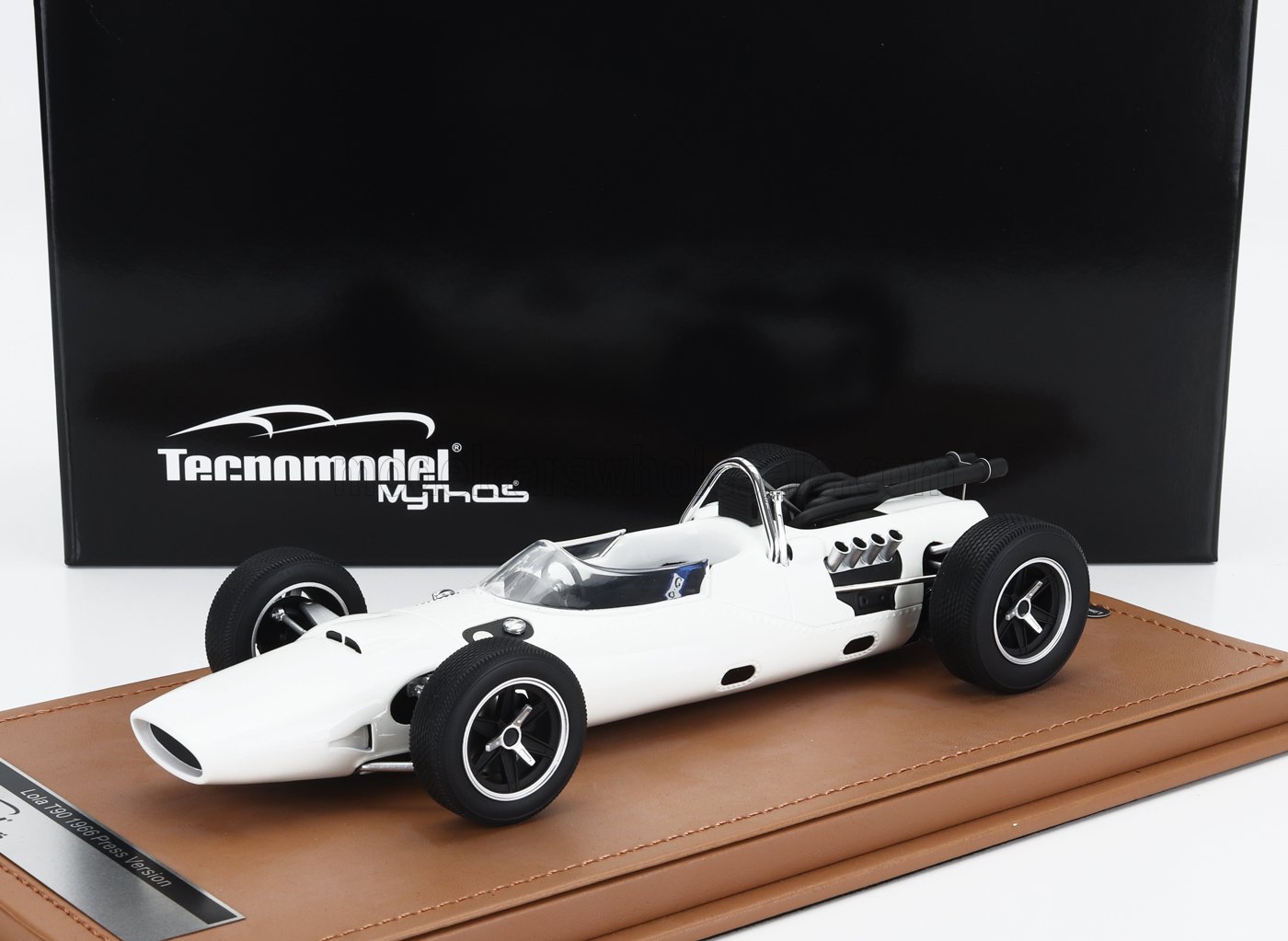1:18 LOLA T90 N 0 Indianapolis Indy 500 Press Version (1966), White - TM18-178D