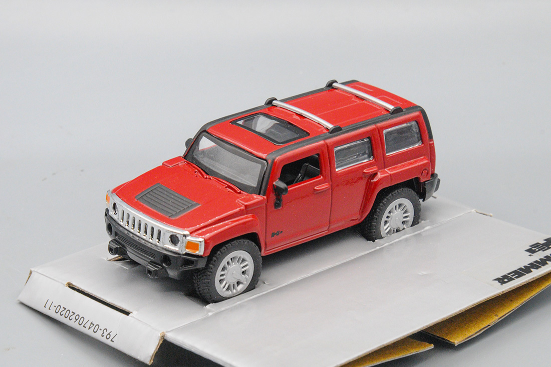 1:43 HUMMER H3, red - DP4706W-R