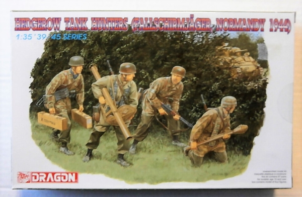 1:35 Сборная модель фигурки охотники за танками / Hedgerow Tank Hunters Front Military Figures 1944 - 6127