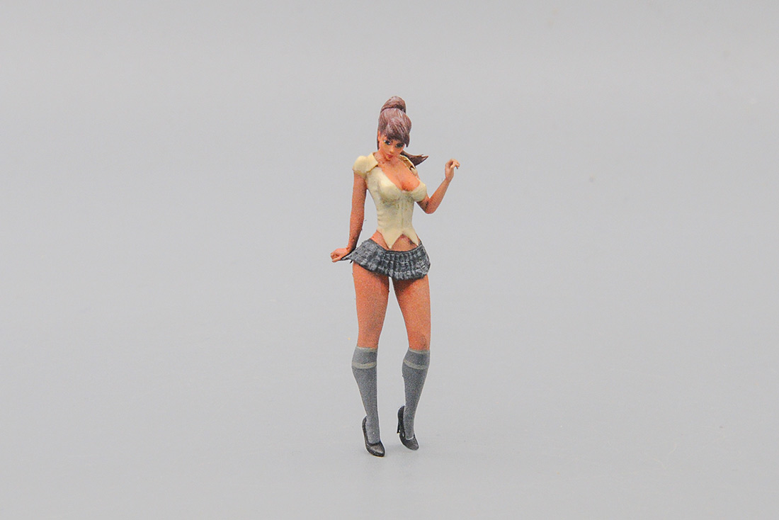 1:43 Фигурка девушки Настя (в юбке) - LEX188