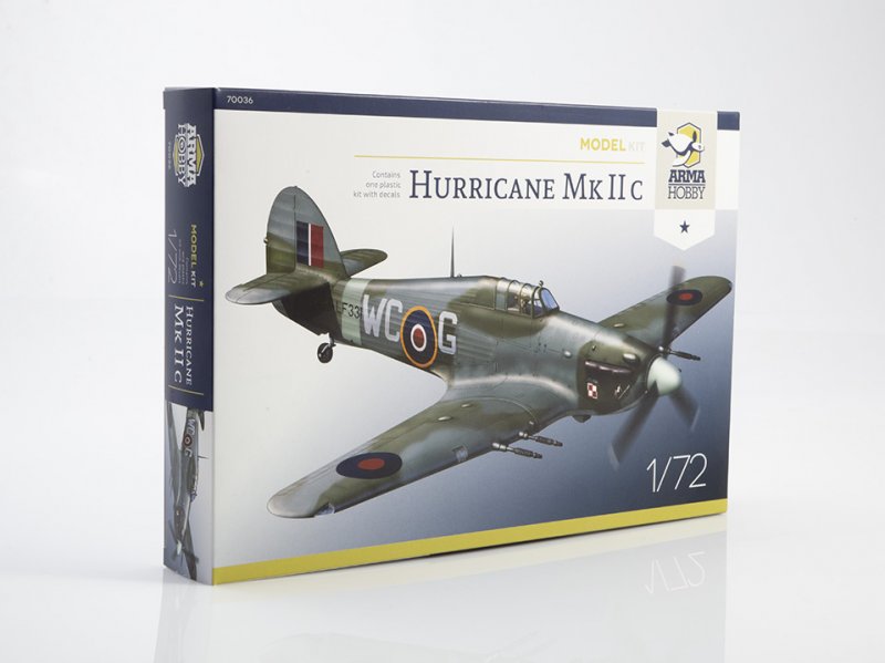 1:72 Сборная модель Hurricane Mk IIc Model Kit - AH70036
