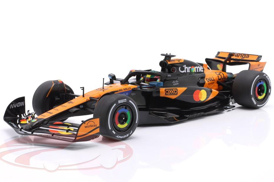 1:18 McLAREN MCL39 №81 Pole Position & Winner Chinese GP (Shanghai) Formula 1 (2025) - S1818702