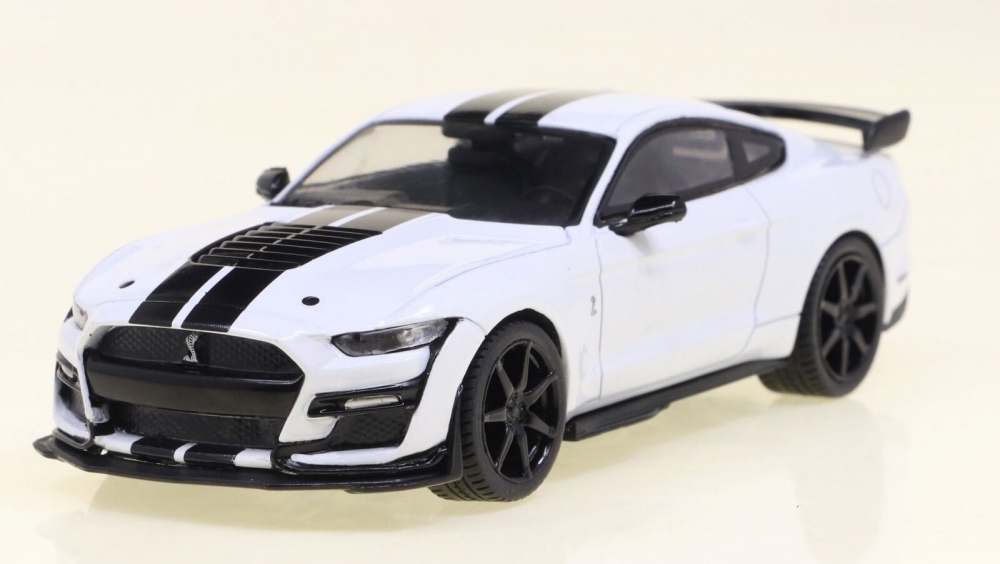 1:43 FORD Mustang Gt500 Coupe (2020), white/black - 4311503
