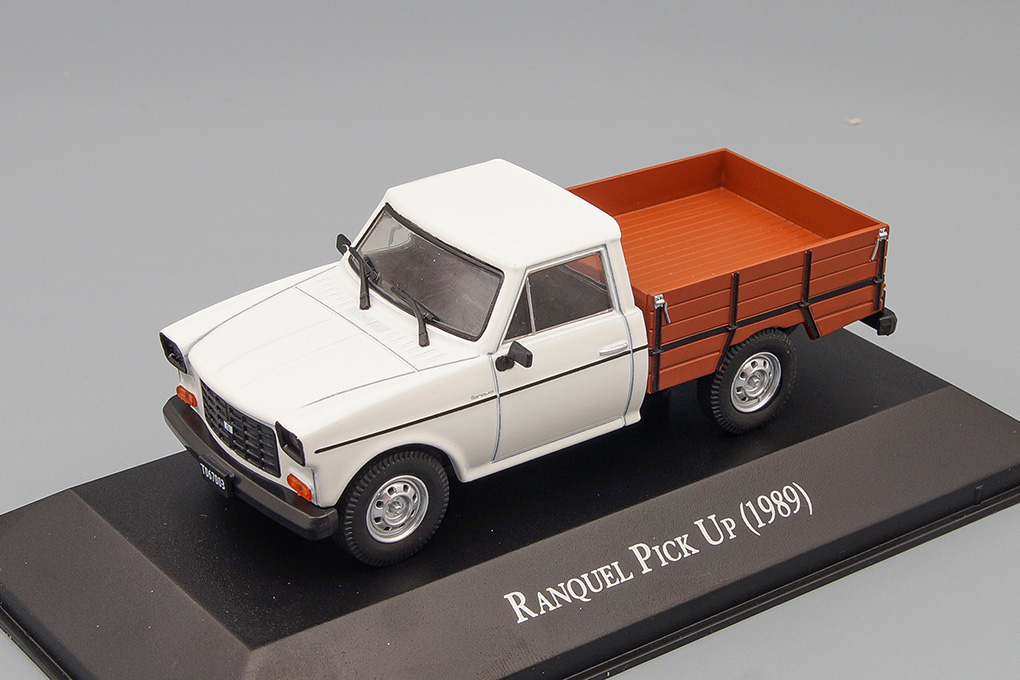 1:43 Ranquel Pick-Up 1989 белый с коричневым - ARGAQV04
