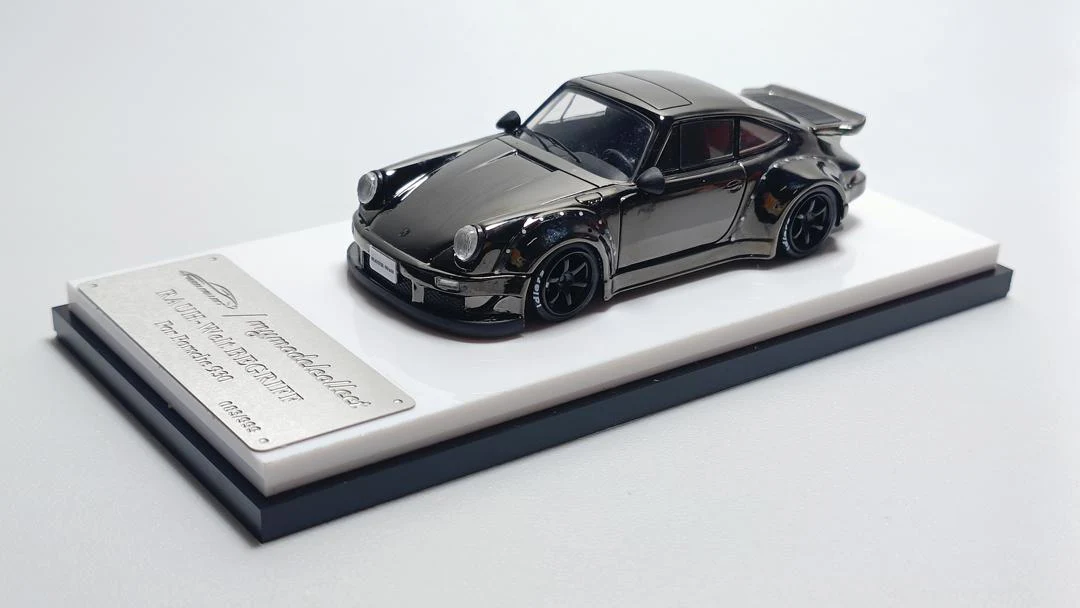 1:64 PORSCHE Rauh Welt RWB 930, chrome gray - C640007E