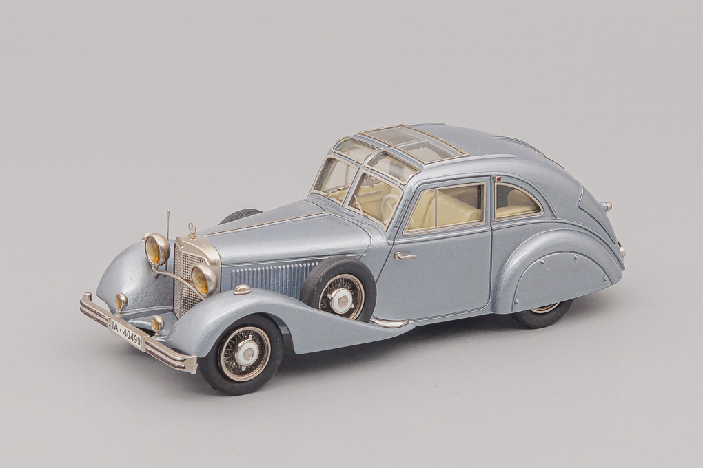 1:43 (Б/У) MERCEDES-BENZ 500K (W29) Stromlinie 'Karosserie Erdmann & Rossi' (1935), silver-fish blue met - TW360-1-X1