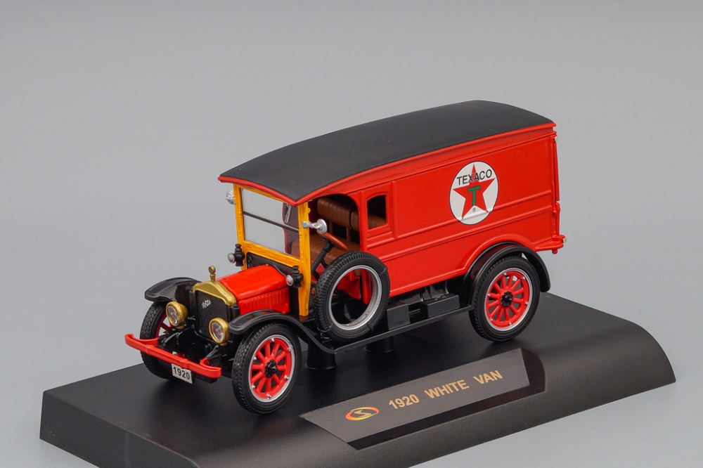 1:32 WHITE VAN 1920 Texaco, red / black - 32302