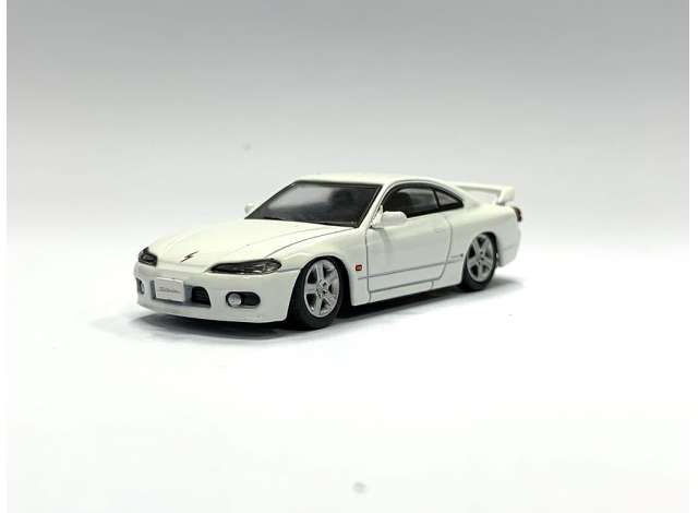 1:64 NISSAN Silvia S15 LHD (1999), white - BMDM64B0008