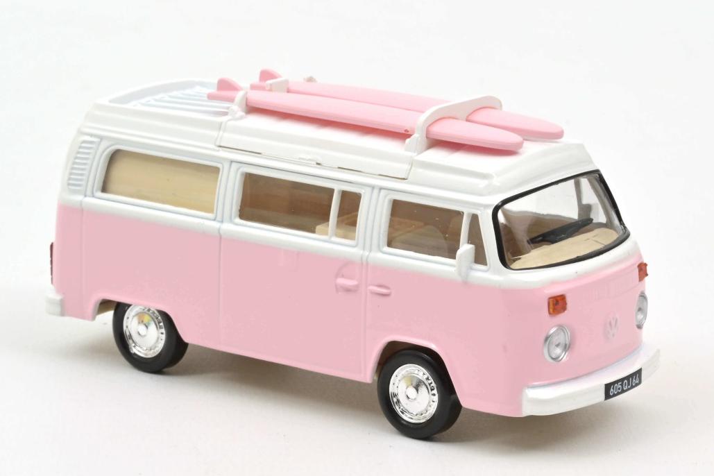1:43 VOLKSWAGEN T2 Combi Camper Van с досками для серфинга (1973), Pink - 841102