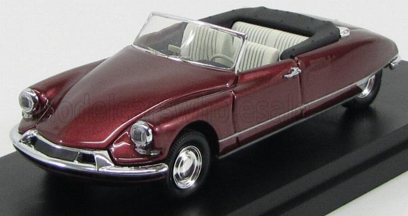 1:43 CITROEN Ds19 Cabriolet (1962), Red Met - 4428