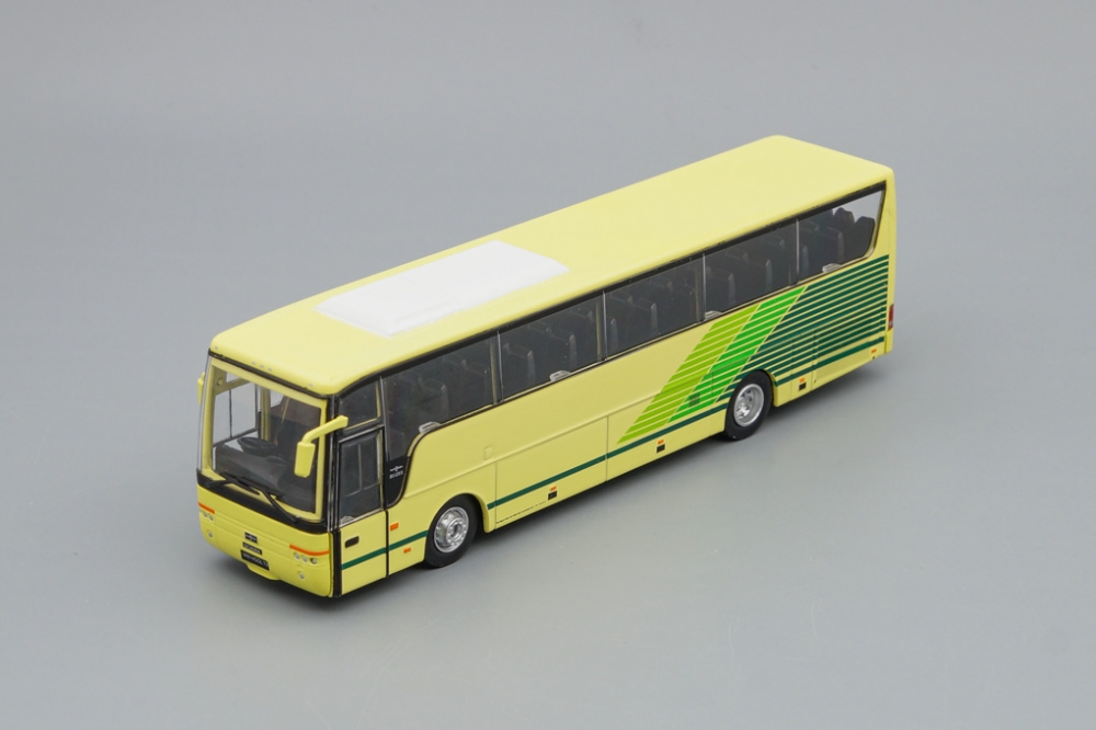 1:72 VAN HOOL T9, yellow / green - kul200