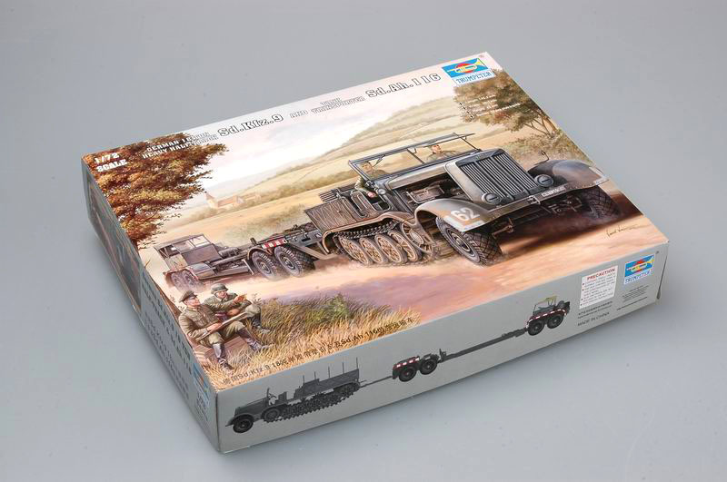 1:72 Сборная модель Немецкий полугусеничный тягач Sd.Kfz.9 (18t) с трейлером Sd.Ah.116 - 07275