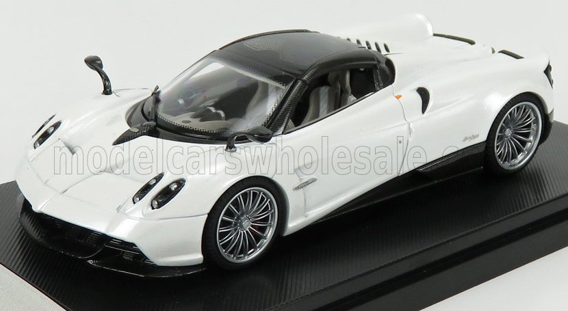 1:43 PAGANI Huayra Roadster 2018, White - LCD43003WH