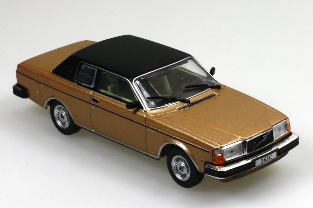 1:43 Volvo 262C Bertone коричневый - 8506010