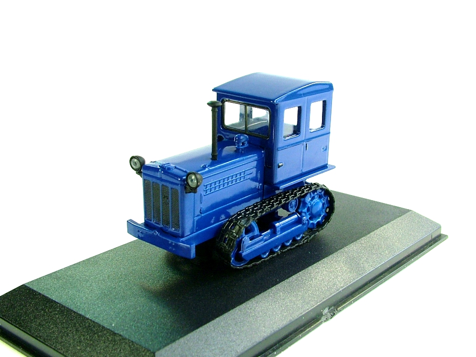 1:43 КД-35, Тракторы 15, синий - TRC015