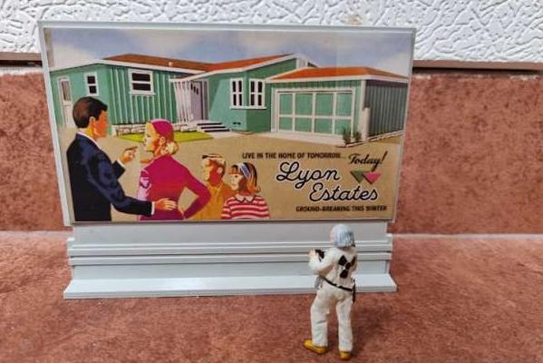 1:43 Назад в Будущее: Рекламный щит / *Back to the Future* Lyon States Big Letter Option B - CTLEBTF3B