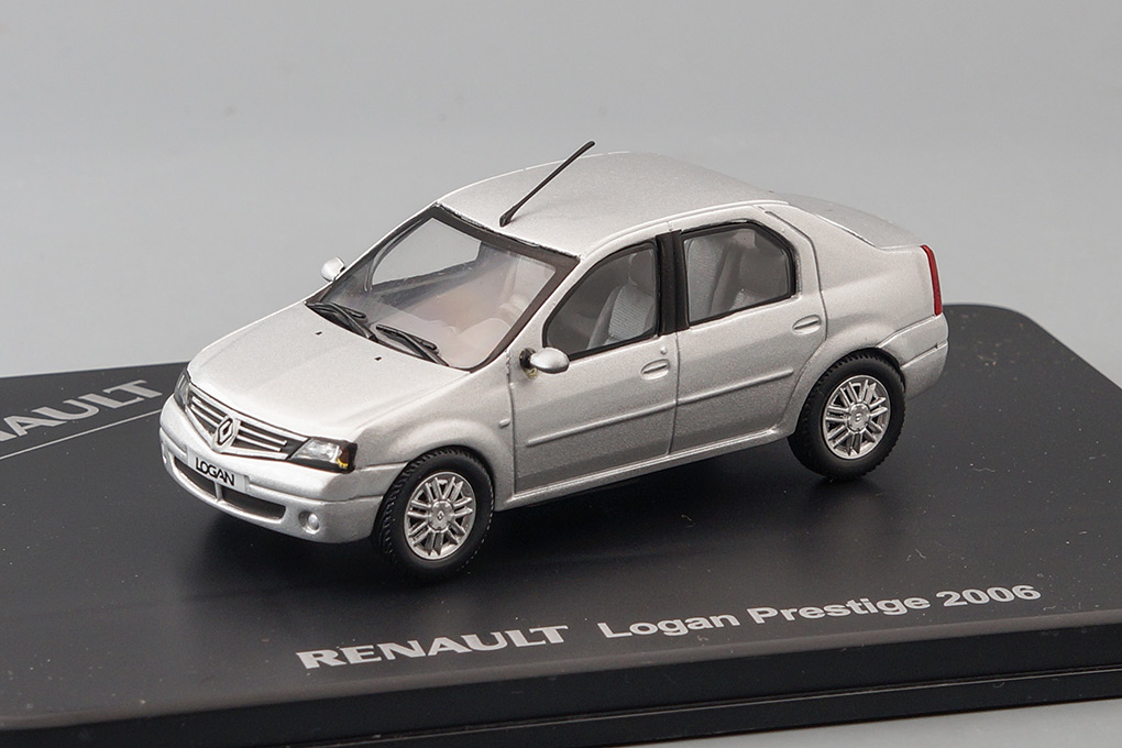 1:43 RENAULT Logan Prestige (2006), silver - 7711422001