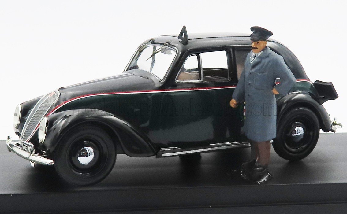 1:43 FIAT 1500 6c Taxi Roma With Driver (1940), Grey - 4766/P