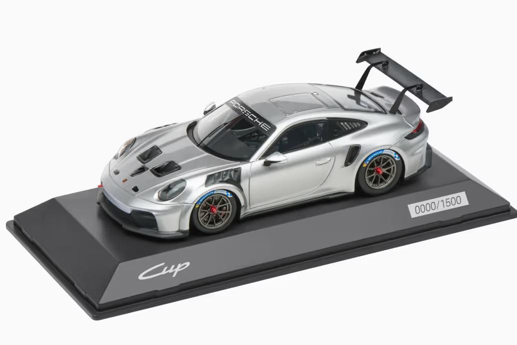 1:43 PORSCHE 911 992-2 GT3 Coupe (2025), silver - WAP02053126911