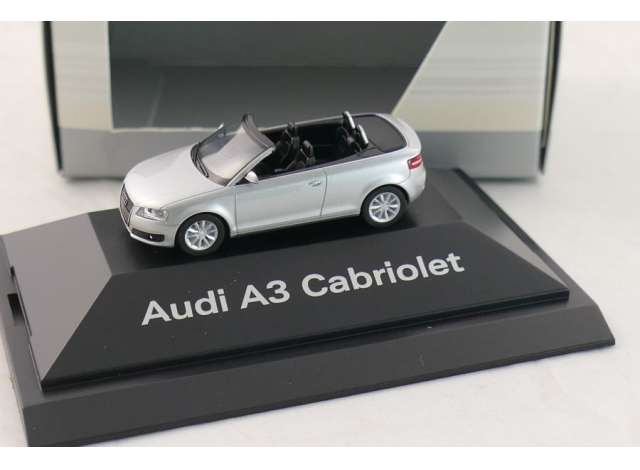 1:87 AUDI A3 Cabriolet *in Dealer packaging*, silver 2008 - Audi5010803312