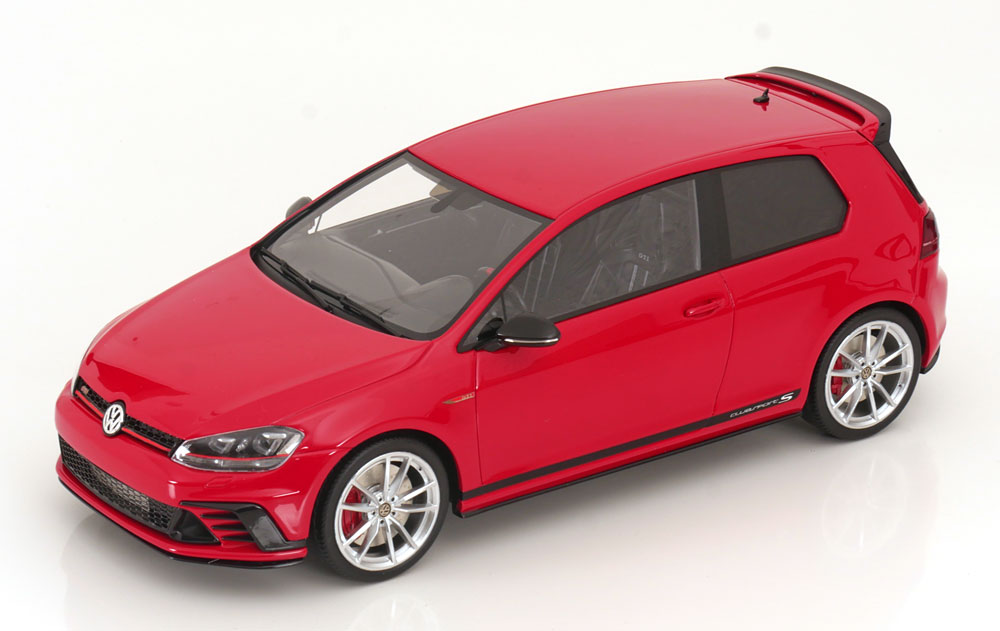 1:18 VOLKSWAGEN Golf 7 GTI Clubsport S (2017), red - DNA000160
