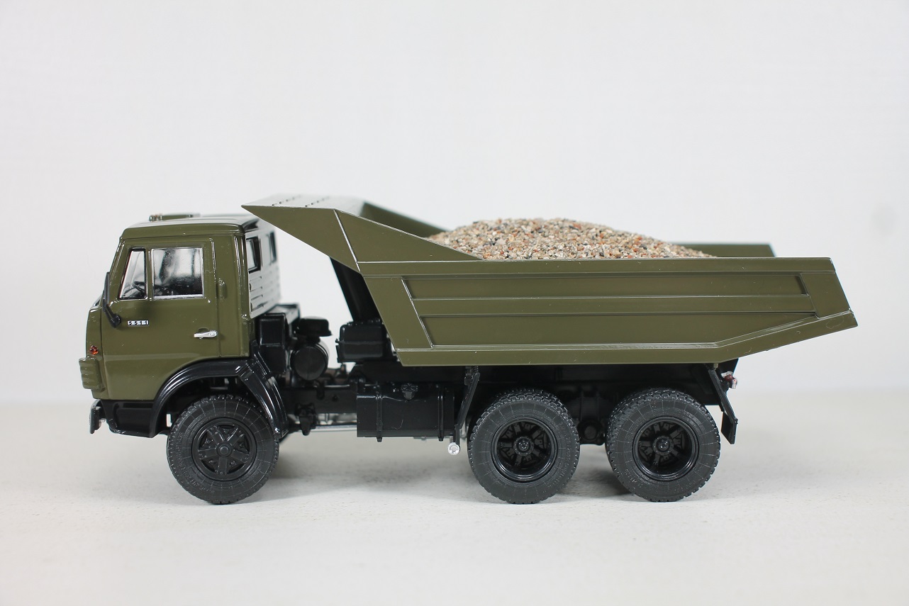 1:43 Груз для КАМАЗ-5511 (ССМ) щебень вторичный - GK132