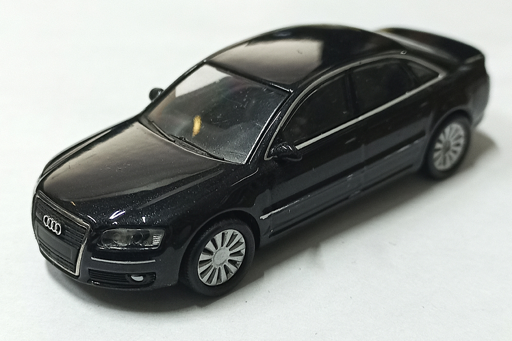 1:64 AUDI A8 W12, black - KSH003-X1